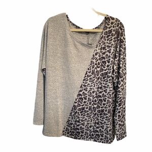 Sheilay blouse pullover animal print asymmetrical look to the front Size XXL NWT